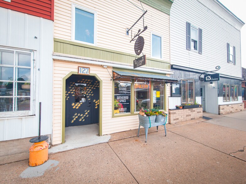 More Photos Of 127 N Main St, Amherst Storefront Retail Residential For Sale