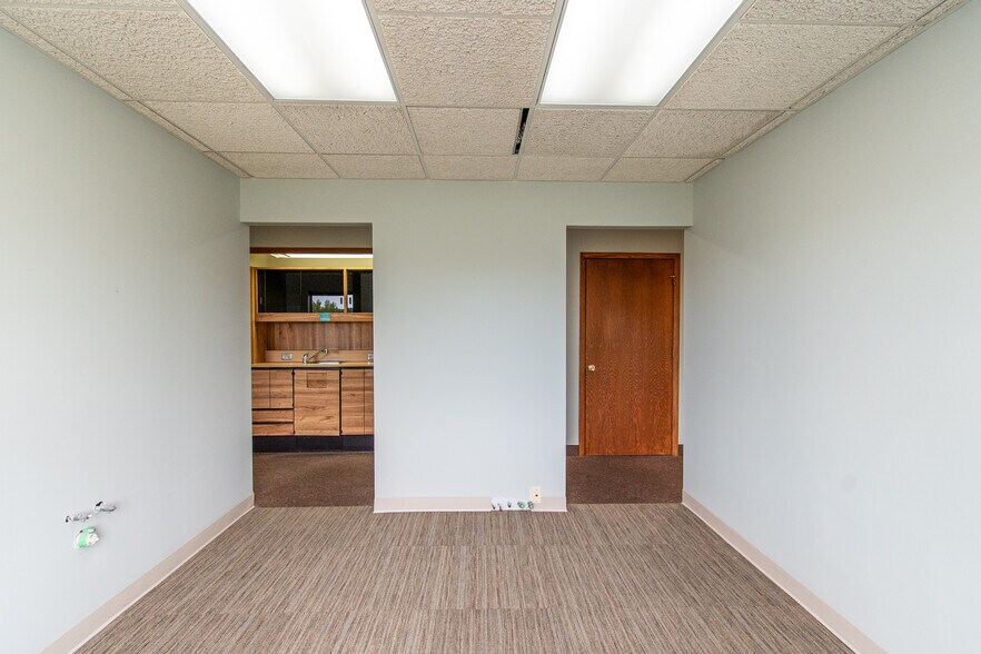 More Photos Of 7461 S State Rd, Goodrich Storefront Retail Office For Sale