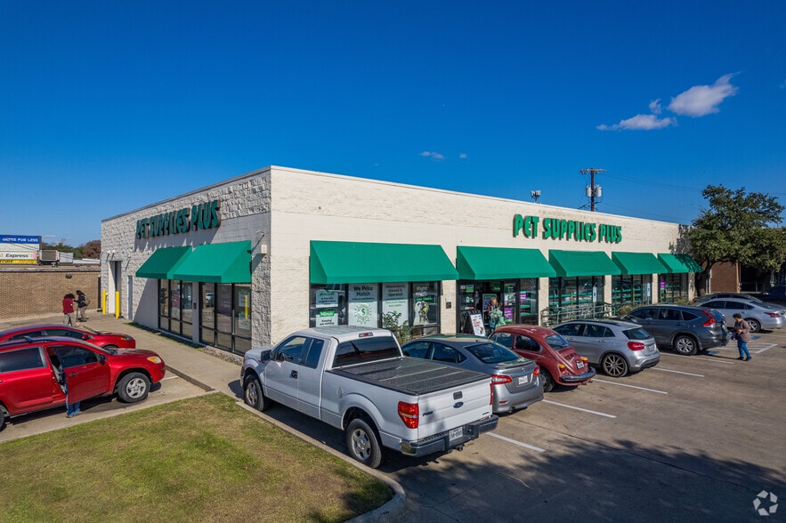 More Photos Of 11888 Marsh Ln, Dallas Unknown For Lease