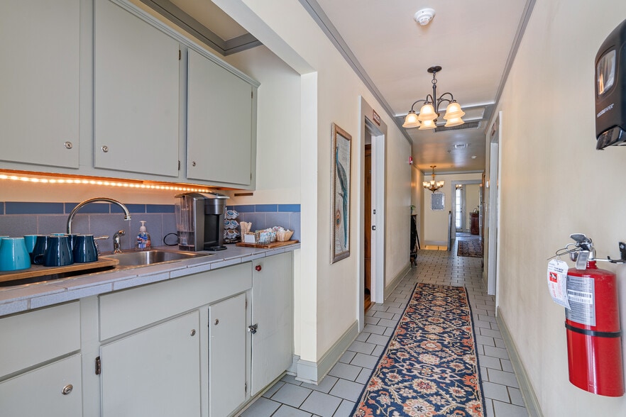 More Photos Of 44 Spanish St, Saint Augustine Hotel For Sale