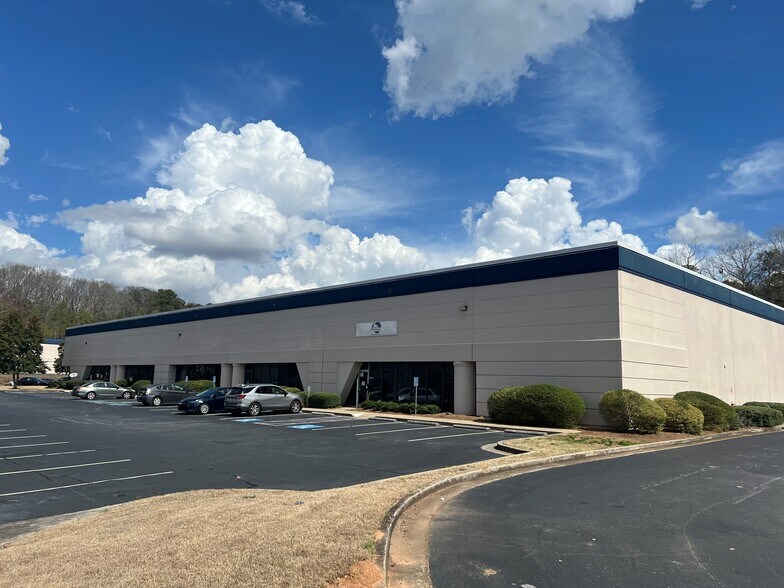 More Photos Of 1055 Research Center Atlanta Dr, Atlanta Unknown For Lease
