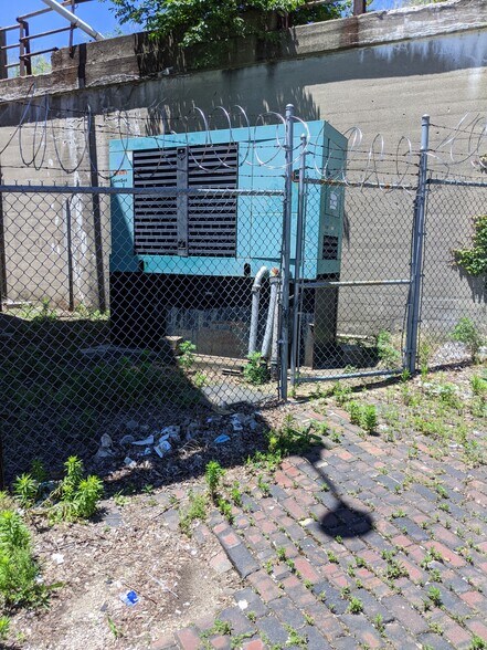 More Photos Of 101 Pine St, Dayton Office For Lease