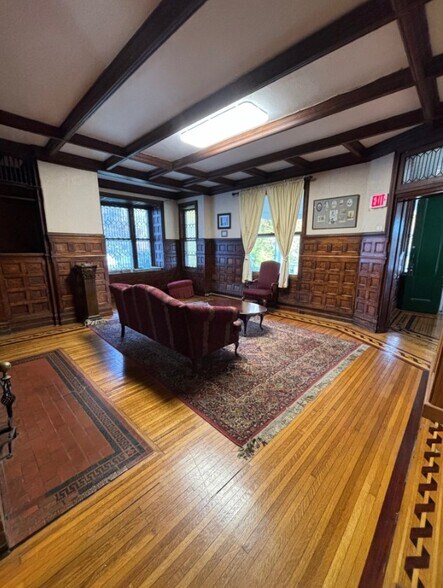 More Photos Of 621 Blooming Grove Tpke, New Windsor Township Schools For Sale