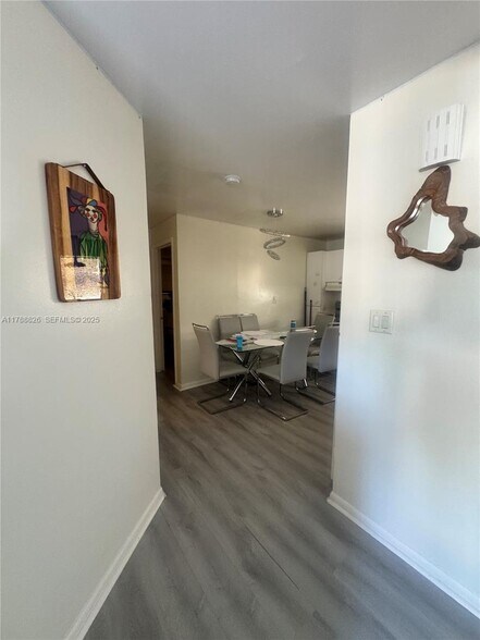 More Photos Of 700 NE 6th St, Hallandale Beach Apartments For Sale