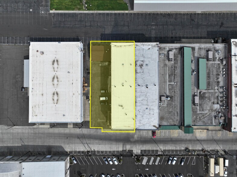 More Photos Of 31 N 1st Ave, Yakima General Retail For Sale