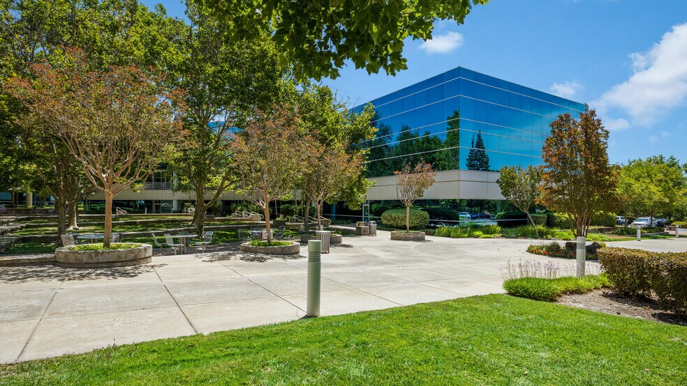 More Photos Of 3017 Douglas Blvd, Roseville Office For Lease