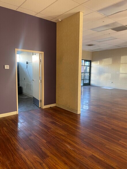 More Photos Of 3322-3390 E 7th St, Long Beach Unknown For Lease