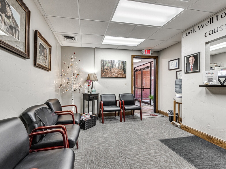 More Photos Of 4900 Richmond Sq, Oklahoma City Medical For Lease