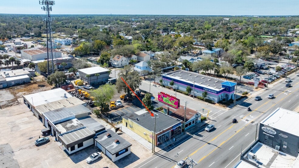 More Photos Of 517-519 W International Speedway Blvd, Daytona Beach Freestanding For Sale