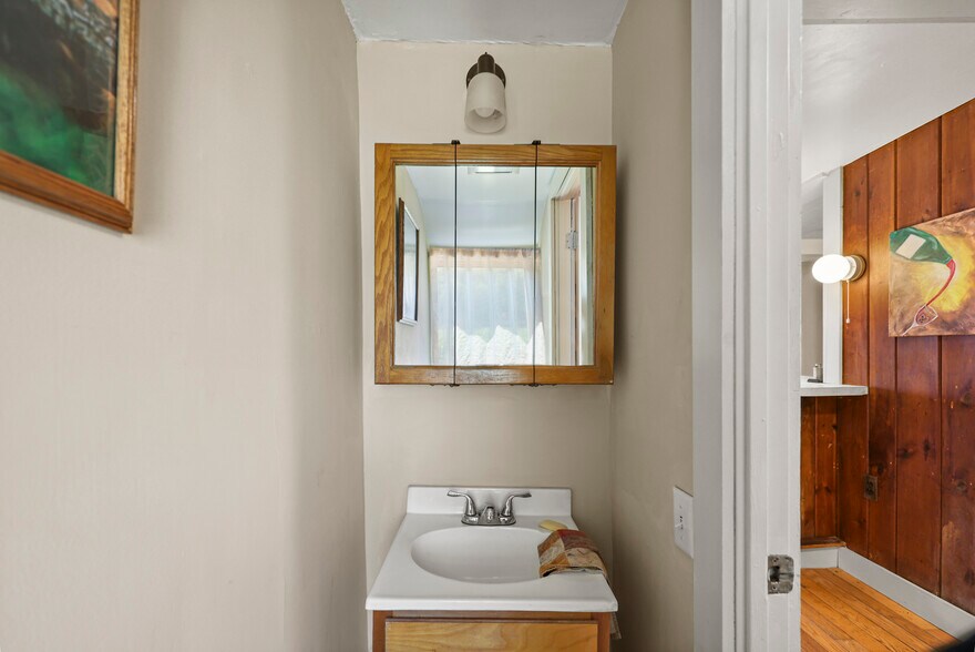 More Photos Of 2010-2012 Clayton Mill Rd, Mill River Specialty For Sale