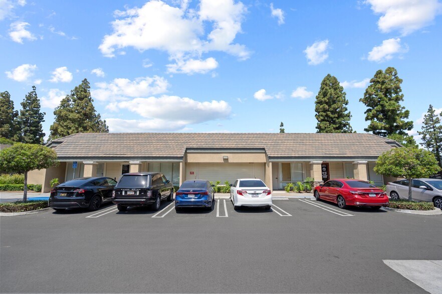 More Photos Of 1516 Brookhollow Dr, Santa Ana Medical For Lease