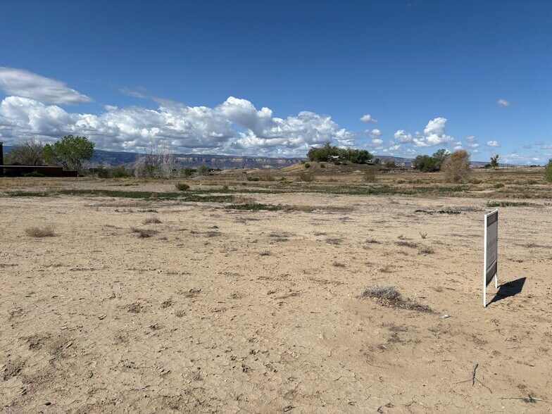 More Photos Of 813 North Crest Dr, Grand Junction Land For Sale