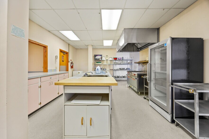 More Photos Of 223 2nd St NW, Barberton Storefront Retail Office For Sale