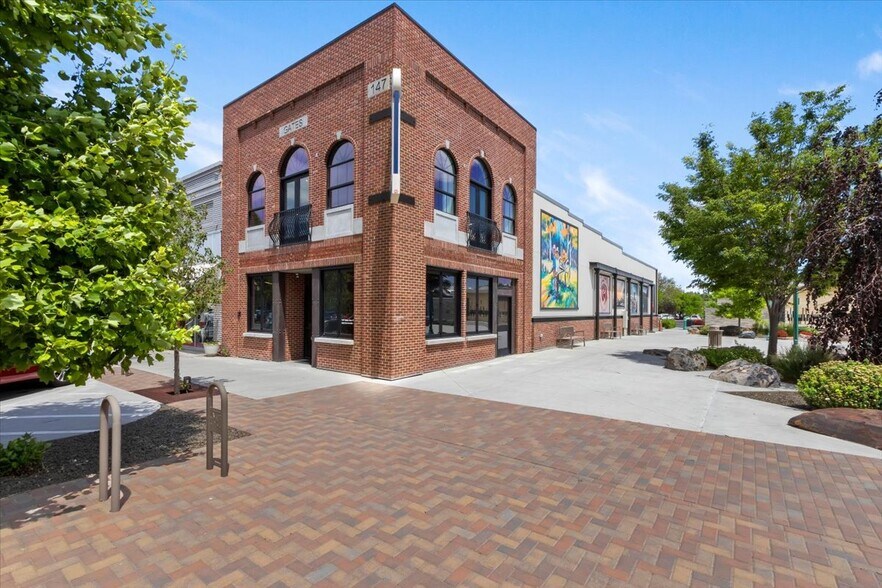 More Photos Of 147 Main Ave E, Twin Falls Office For Lease