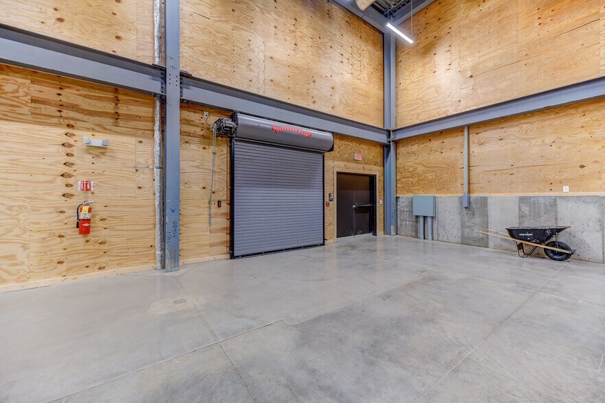 More Photos Of 1025 Alliance Park Dr, Bloomsburg Office For Lease