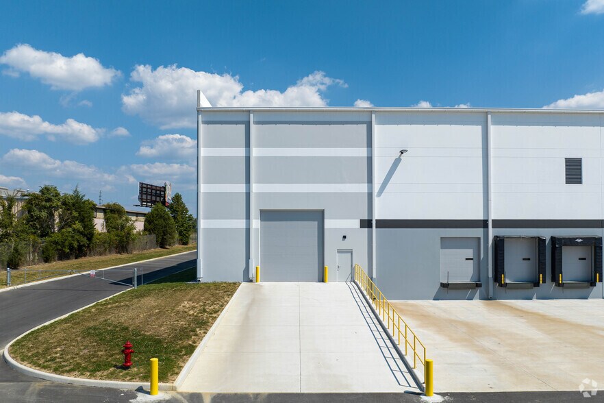 More Photos Of 2301 Commerce Rd, Richmond Unknown For Lease