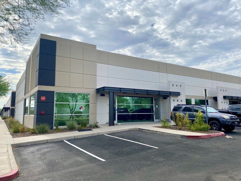 More Photos Of 1125 W Pinnacle Peak Rd, Phoenix Unknown For Lease