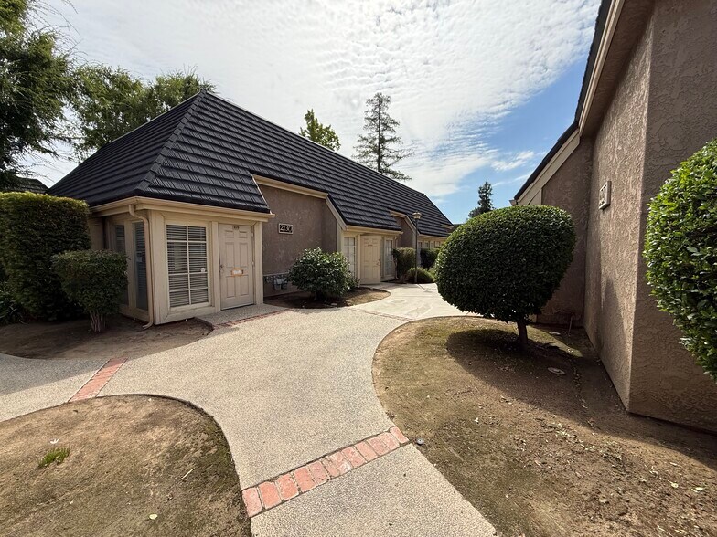 Primary Photo Of 2130 N Winery Ave, Fresno Office For Lease
