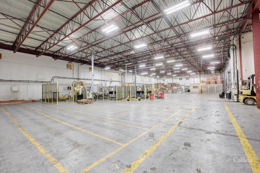 More Photos Of 19689 Telegraph Trl, Langley Twp Service For Lease