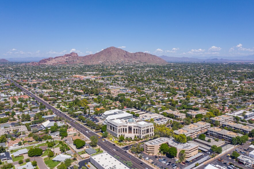 More Photos Of 2999 N 44th St, Phoenix Office For Sale
