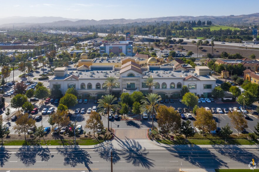 More Photos Of 13768 Roswell Ave, Chino Medical For Lease