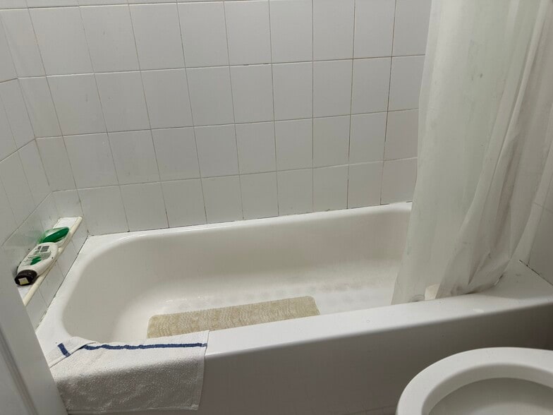 More Photos Of 3060 Steinway St, Astoria Storefront Retail Office For Sale