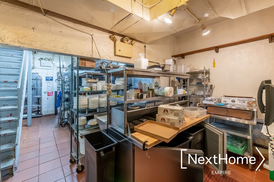 More Photos Of 34-10 31st Ave, Long Island City General Retail For Sale