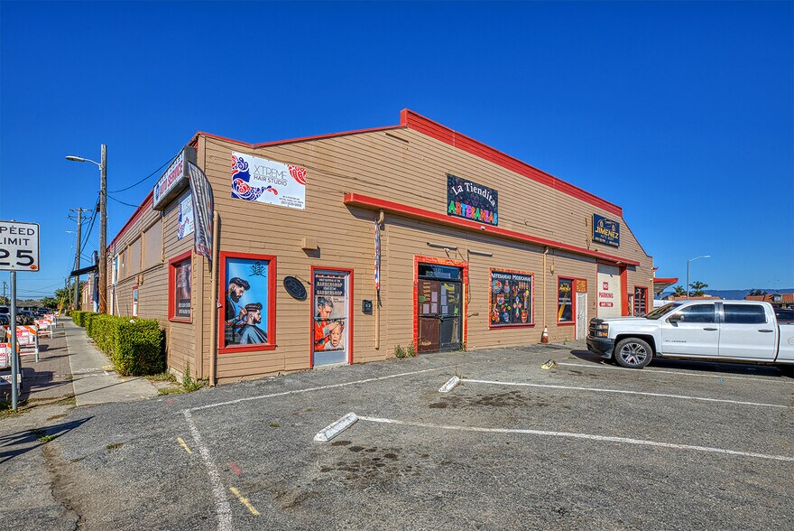 More Photos Of 74-82 Porter Dr, Watsonville Warehouse For Sale