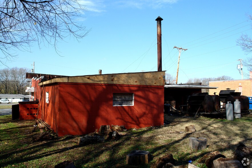 More Photos Of 964 Dodson Ave, Chattanooga Restaurant For Sale
