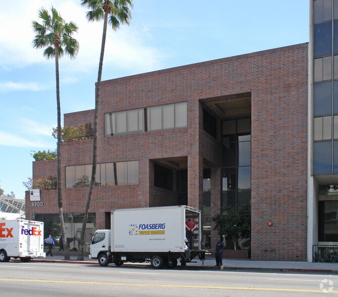 More Photos Of 8900 Wilshire Blvd, Beverly Hills Medical For Lease