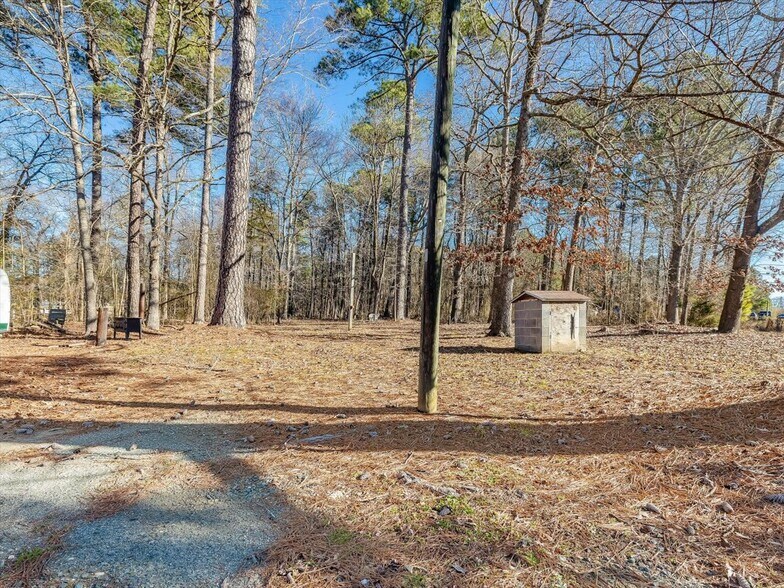 More Photos Of 8874 NC-87 Hwy, Graham Flex For Lease