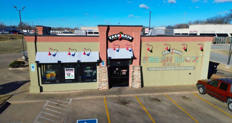 More Photos Of 1901 S Green Ave, Purcell Fast Food For Lease