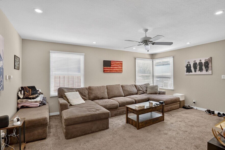 More Photos Of 20847 Chester St, Castro Valley Multifamily For Sale