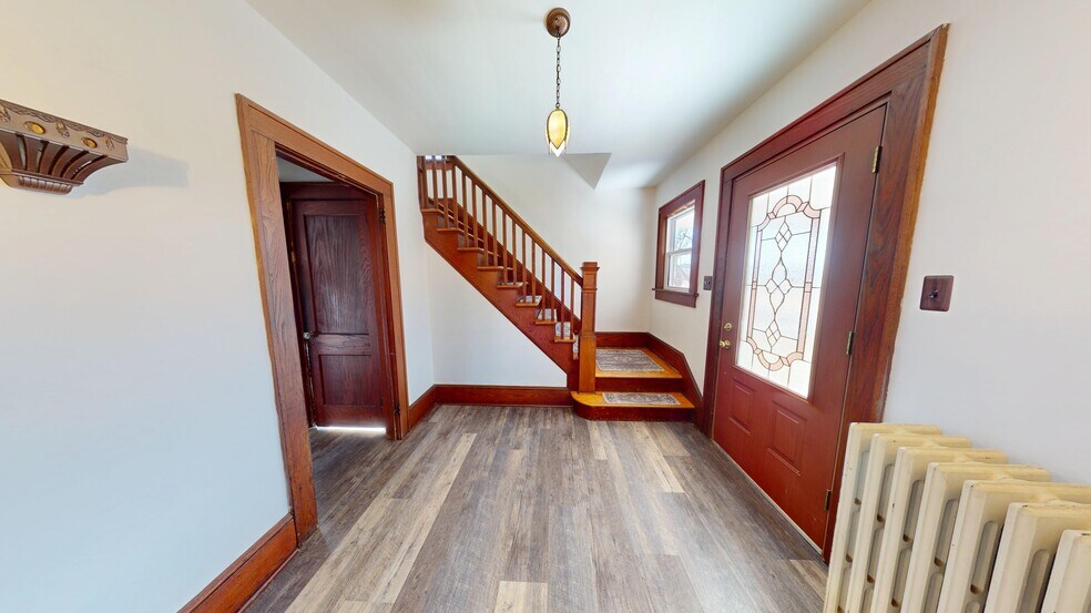 More Photos Of 160 Compton Road, Wantage Office Residential For Sale