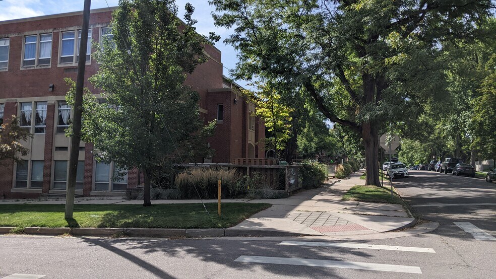 More Photos Of 940 Fillmore St, Denver Schools For Lease