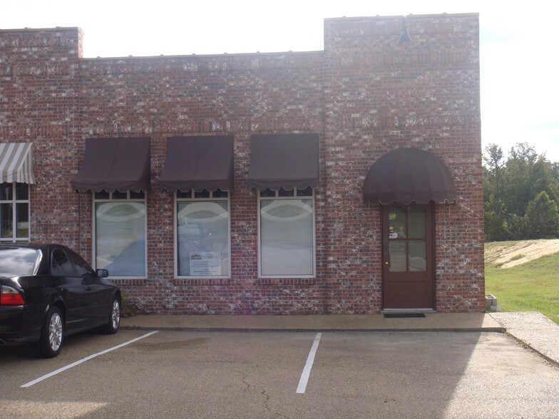 More Photos Of 5620 I 55 S, Byram Office For Lease
