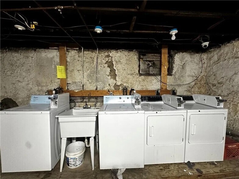 More Photos Of 811 Wilmington Rd, New Castle Apartments For Sale