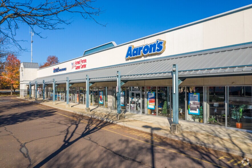 More Photos Of 204 Shoemaker Rd, Pottstown Storefront For Lease