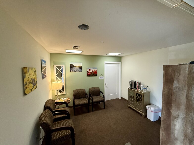 More Photos Of 575 Price St, Pismo Beach Medical For Sale