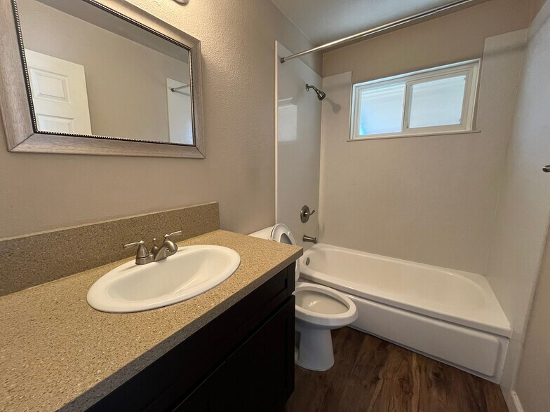 More Photos Of 3701 Morse Ave, Sacramento Apartments For Sale