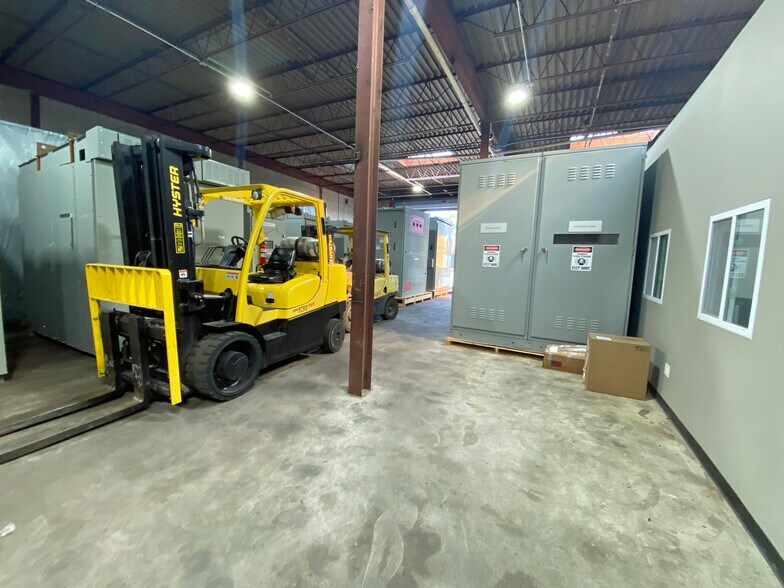 More Photos Of 1013 Long Island Ave, Deer Park Auto Salvage Facility For Sale