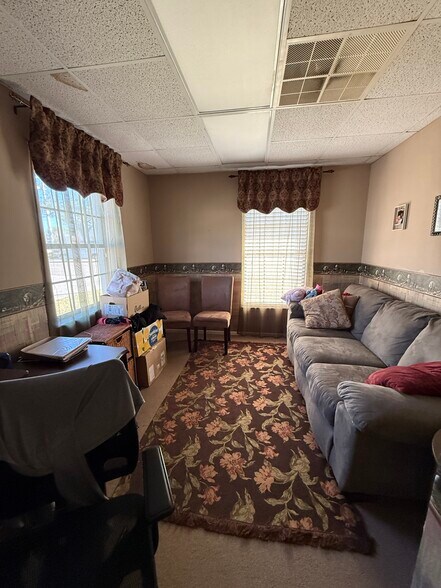 More Photos Of 4506 26th St W, Bradenton Office For Lease