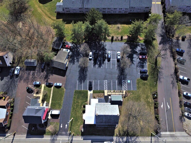 More Photos Of 418 Main St, Harleysville Office Residential For Lease