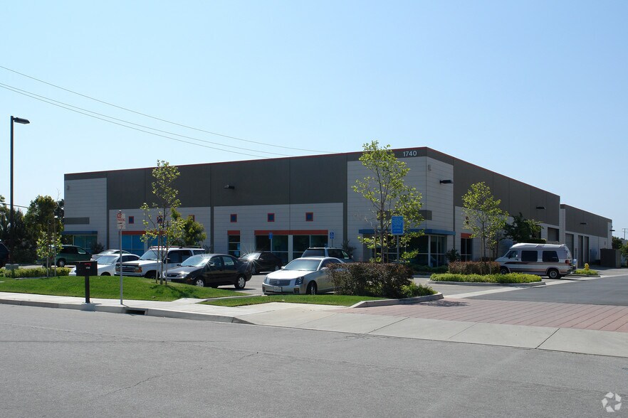 Primary Photo Of 1740 Fiske Pl, Oxnard Warehouse For Sale