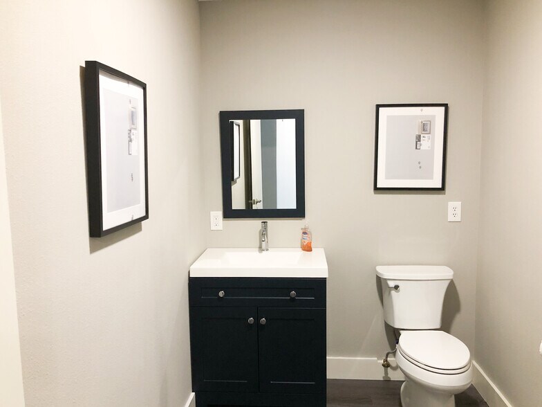 More Photos Of 9410 Anderson Mill Rd, Austin Loft Creative Space For Lease