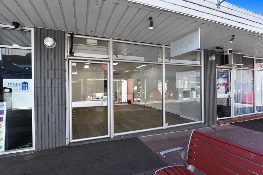 Primary Photo Of 2-8 Link Arc, Sunbury Storefront Retail Office For Lease