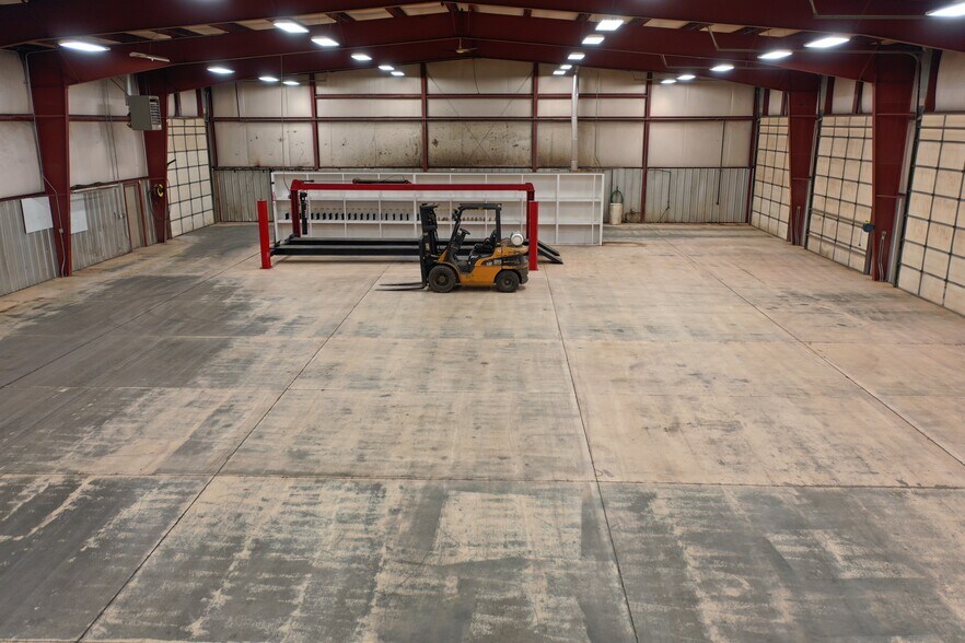 More Photos Of 17 Wilkins Peak Dr, Rock Springs Industrial For Lease