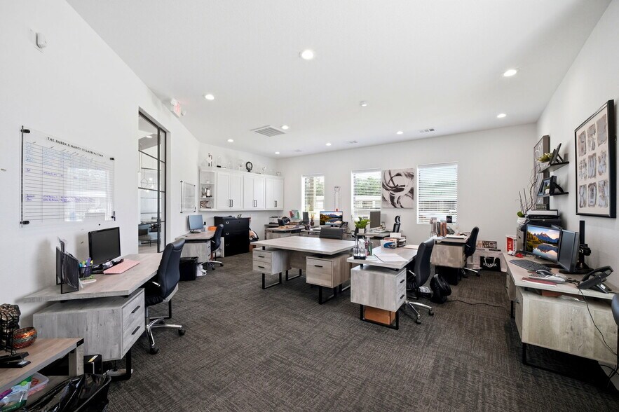 More Photos Of 23309 Kuykendahl Rd, Tomball Office For Sale