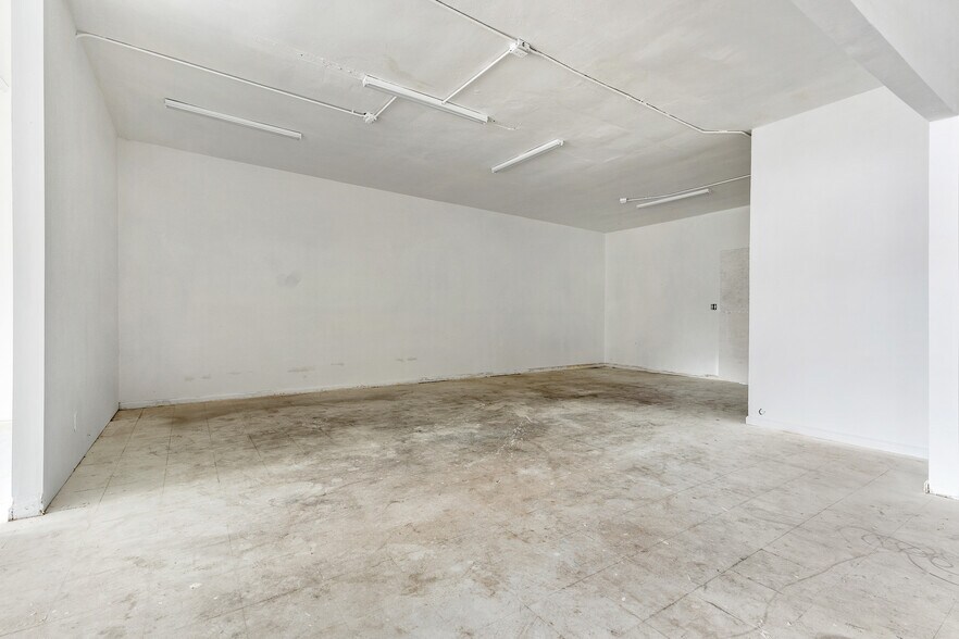 More Photos Of 3015 Artesia Blvd, Torrance Storefront Retail Office For Sale