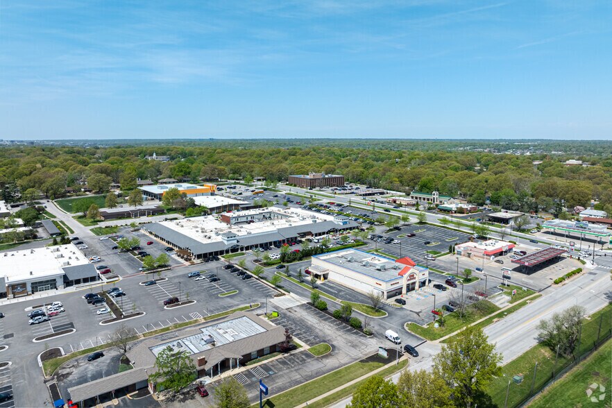 More Photos Of 401 E Red Bridge Rd, Kansas City Unknown For Lease